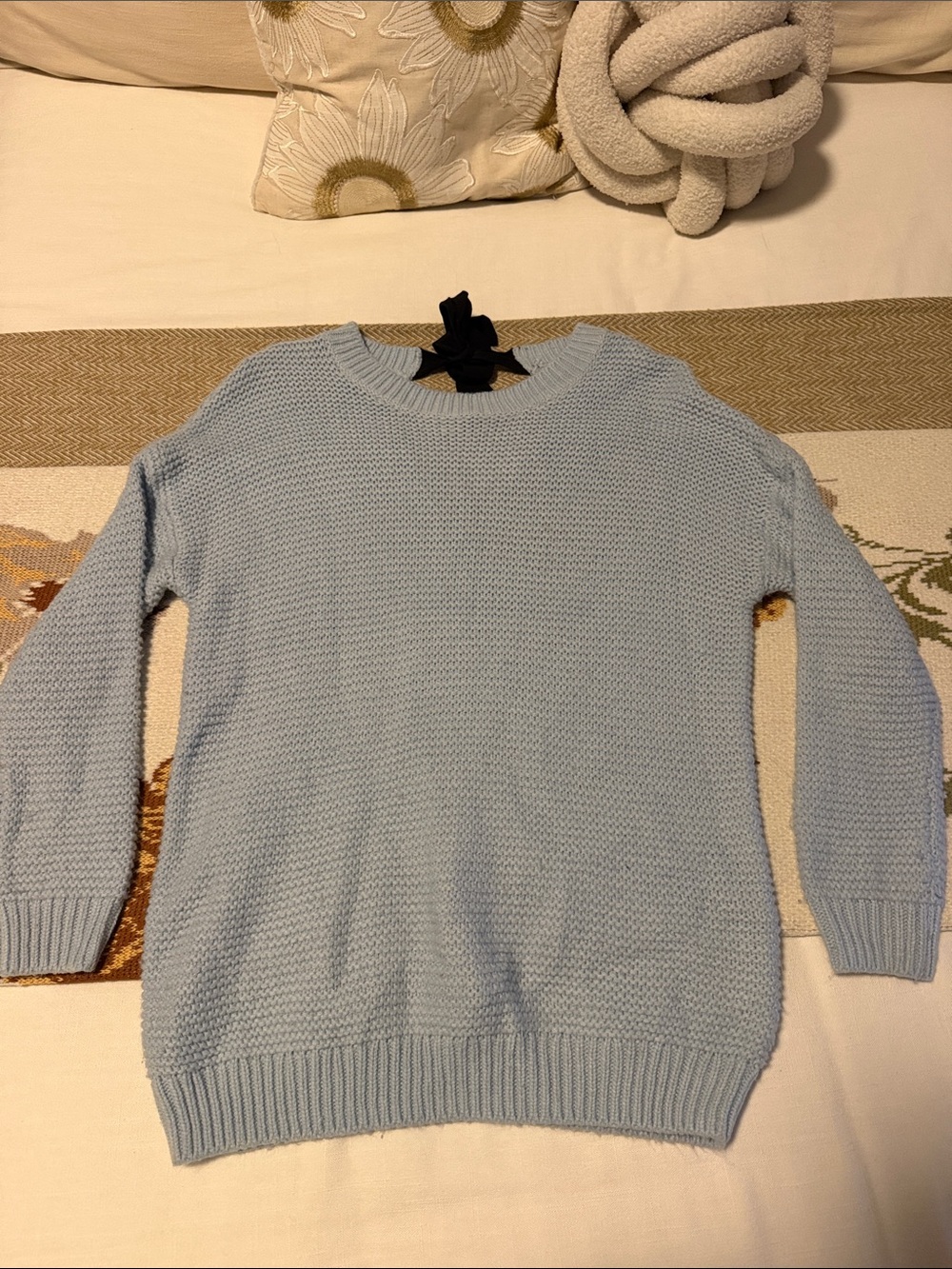 Light Blue Women’s Crewneck Knit Sweater